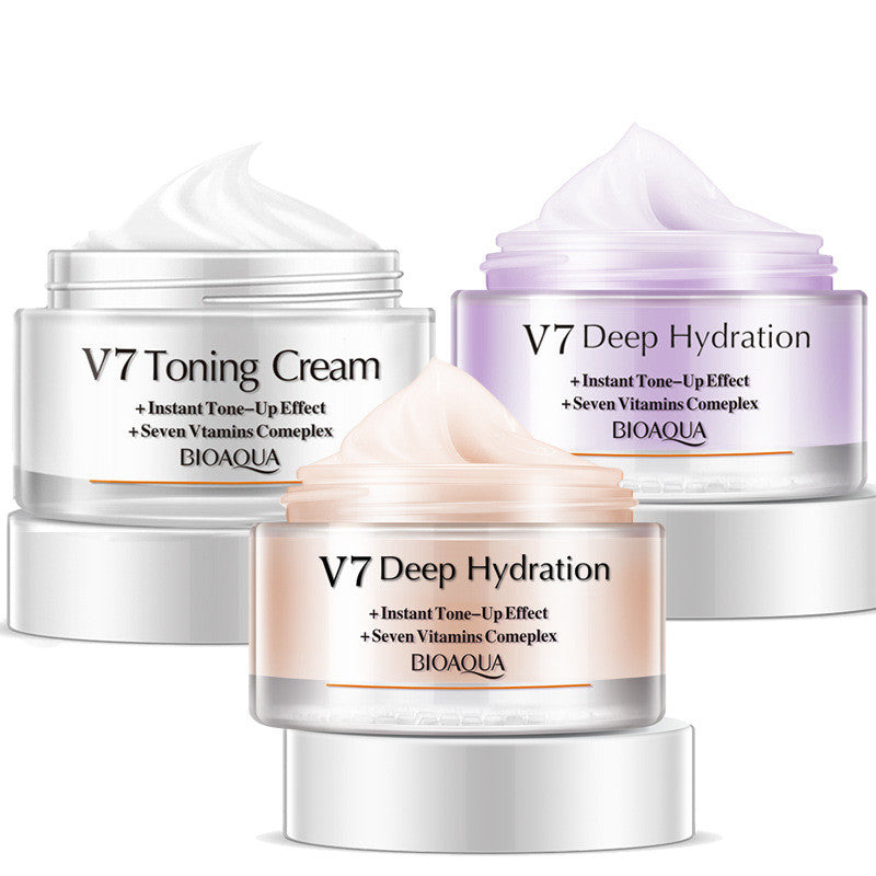 Brightens your complexion with effortless care